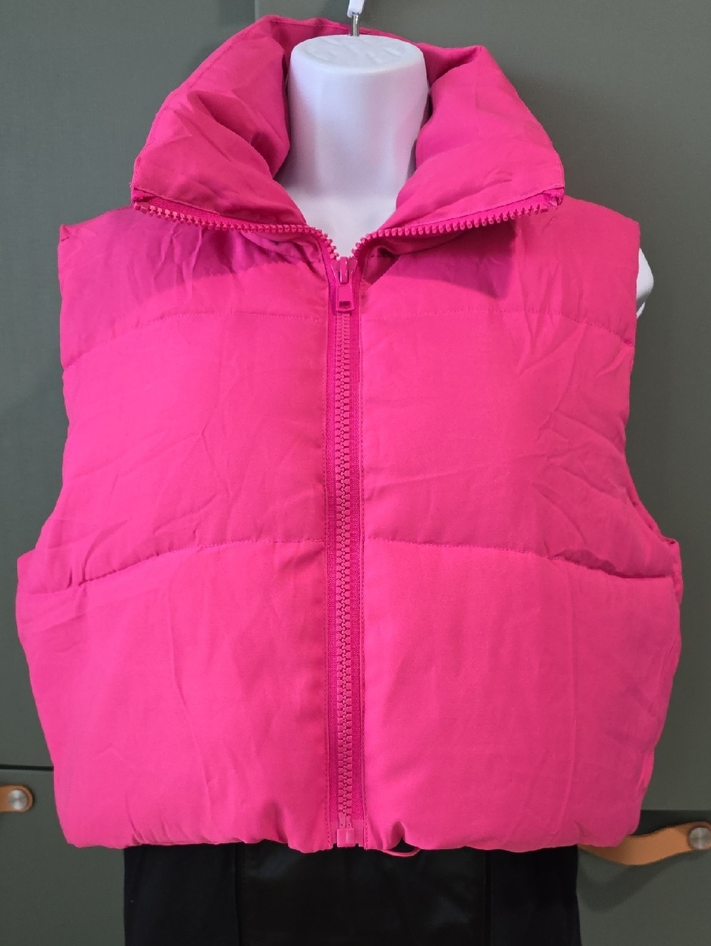 786. MEROKEETY Hot Pink Cropped Puffer Vest Stand Collar Size S